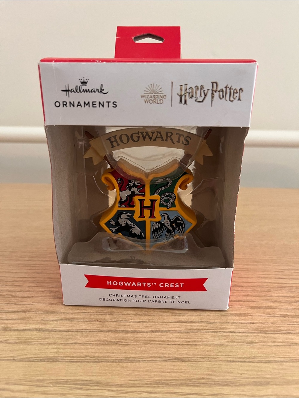 Harry Potter Hogwarts Crest Ornament - Hallmark Red, Yellow, Green, Blue